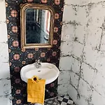 La Babayaga Bed & Breakfast