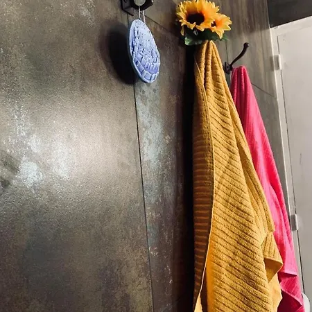 La Babayaga B&B 카페스탕